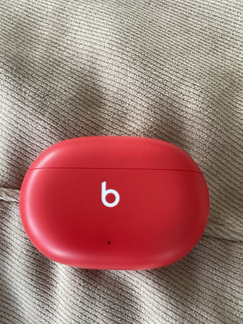 Beats Red Charging Case - Bright Red